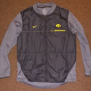 NIKE IOWA JACKET (MEN’S XL)